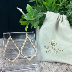 Kendra Scott Sophia Drop Earrings in 14K Gold Plated Over Brass EUC w/ Dust Bag